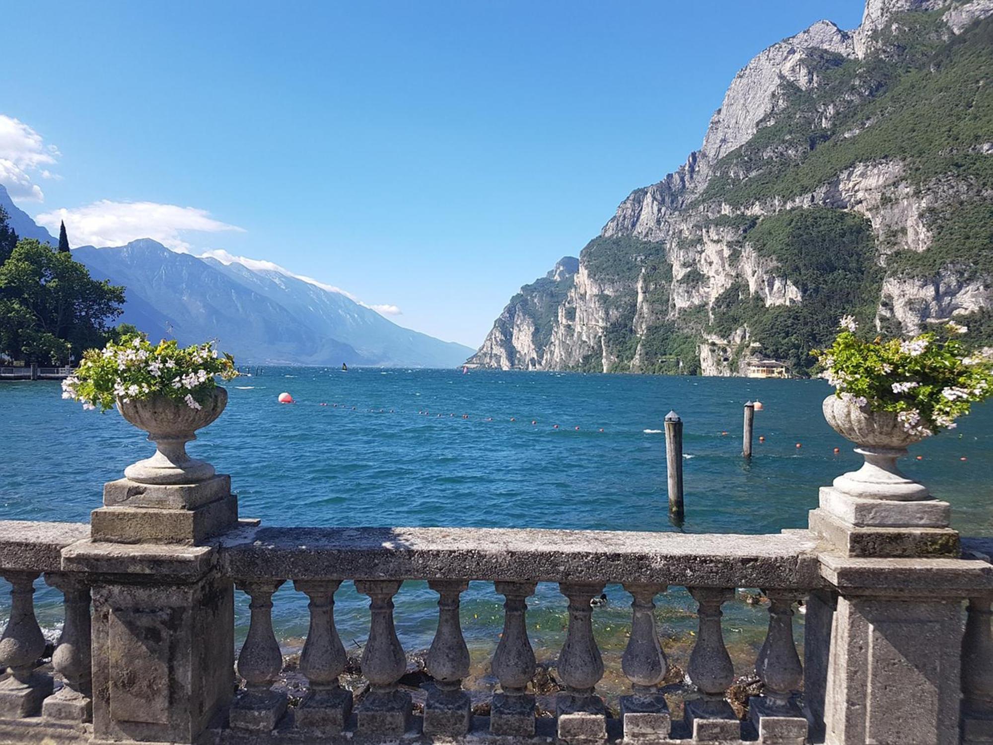 Infinity View Garda Lake Tenno Kültér fotó